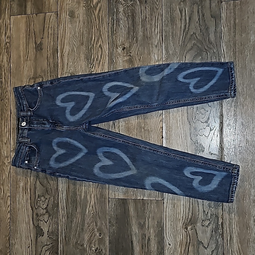 Guess jeans girls 8 (tag size 10) heart print straight leg logo